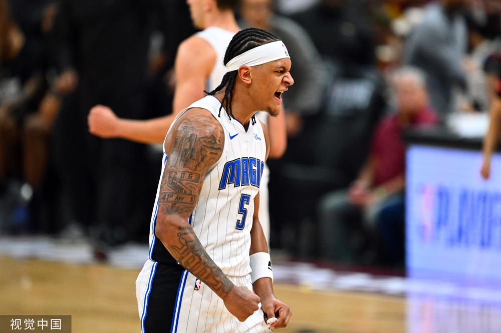 他能在罚球 他能在罚球