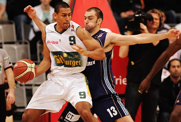 以放大团战 以放大团战